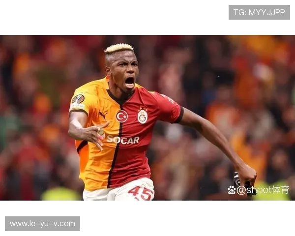 奥斯梅恩技术动作慢镜解析:顶级前锋的瞬间抉择与致命武器